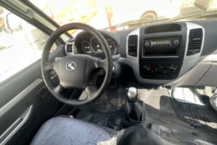 厦门金龙 金威 捷运 95马力 CNG 2座中顶封闭货车