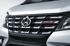 长安凯程 新长安星卡 豪华型 1.5L 116马力 汽油 2.55米双排仓栅式微卡(国六)(SC5022CCYSEAN6)