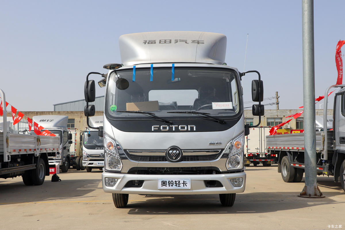 福田 奥铃新捷运 青春飞扬版 150马力 4.14米单排厢式轻卡(宽轮距)