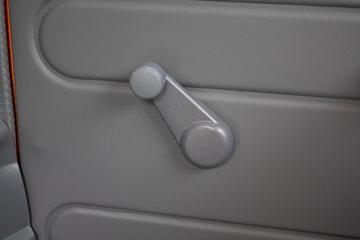 ���� ��ʮ��EV100 4.5T 3.235��˫�Ŵ��綯�����Ῠ89.12kWhͼƬ