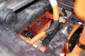 ���� ��ʮ��EV100 4.5T 3.235��˫�Ŵ��綯�����Ῠ89.12kWhͼƬ