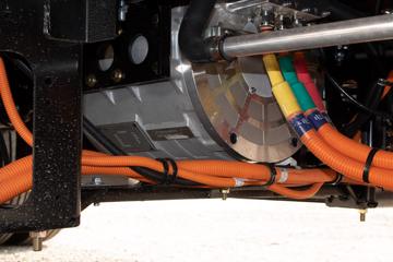 ���� ��ʮ��EV100 4.5T 3.235��˫�Ŵ��綯�����Ῠ89.12kWhͼƬ