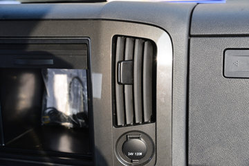 ��� J6F���� ��ɽ�� 137���� 4.16�׵�����ʽ�Ῠ(����)(��ʿ��8��)ͼƬ