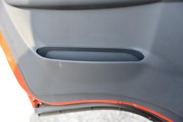 ��� J6F���� ��ɽ�� 137���� 4.16�׵�����ʽ�Ῠ(����)(��ʿ��8��)ͼƬ