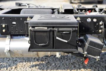 ��� J6F���� ��ɽ�� 137���� 4.16�׵�����ʽ�Ῠ(����)(��ʿ��8��)ͼƬ