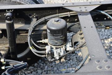 ��� J6F���� ��ɽ�� 137���� 4.16�׵�����ʽ�Ῠ(����)(��ʿ��8��)ͼƬ