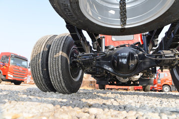 ��� J6F���� ��ɽ�� 137���� 4.16�׵�����ʽ�Ῠ(����)(��ʿ��8��)ͼƬ