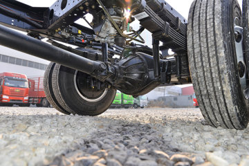 ��� J6F���� ��ɽ�� 137���� 4.16�׵�����ʽ�Ῠ(����)(��ʿ��8��)ͼƬ