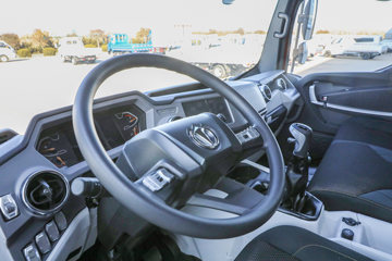 �ɵ� W7 190���� 4X2 5.2���Ű��դʽ�ػ���(��ʿ��8��)ͼƬ