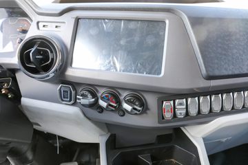 �ɵ� W7 220���� 4X2 6.8���Ű��դʽ�ػ���(����)ͼƬ