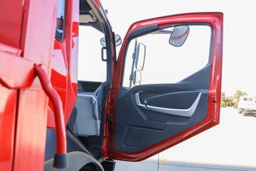 �ɵ� W7 220���� 6X2 6.2���Ű������ػ���(����)ͼƬ