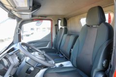 飞碟 W7 220马力 6X2 6.2米排半栏板载货车(国六)(FD1240P78K6-1)