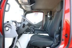 飞碟 W7 220马力 6X2 6.2米排半栏板载货车(国六)(FD1240P78K6-1)