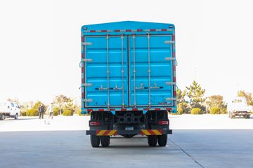 �ɵ� W7 220���� 6X2 6.2���Ű��դʽ�ػ���(����)ͼƬ