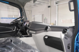 飞碟EW5&nbsp;电动载货车内饰图片