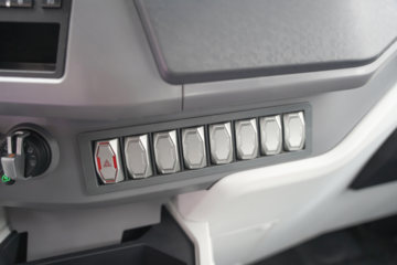 �ɵ�EW5 4.5T 4.18�׵��Ŵ��綯�����Ῠ(FD1040W68BEV-1)100.27kWhͼƬ