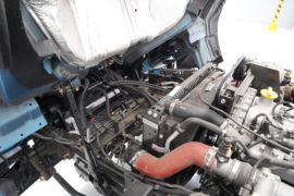 飞碟W5&nbsp;冷藏车底盘图片