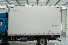 飞碟 W5 160马力 4X2 4.085米冷藏车(6档)
