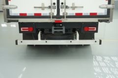飞碟 W5 160马力 4X2 4.085米冷藏车(6档)