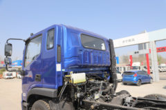 福田 时代领航ES5 240马力 6X2 6.8米排半栏板载货车(BJ1244VNPFB-01)