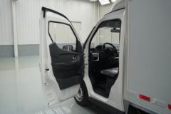 飞碟EQ2 2.6T 2.76米单排纯电动厢式微卡38.64kWh