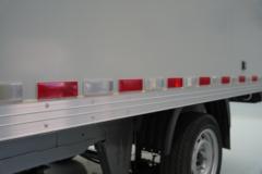 飞碟EQ2 2.6T 2.76米单排纯电动厢式微卡38.64kWh