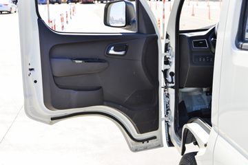 ���� ����M1 ������ 1.6L 122���� ���� 2.55��˫������΢��(BJ1031V4AV4-51)ͼƬ