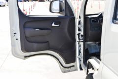 福田 祥菱M1 豪华型 1.6L 122马力 汽油 2.55米双排栏板微卡(BJ1031V4AV4-51)