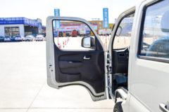 福田 祥菱M1 豪华型 1.6L 122马力 汽油 2.55米双排栏板微卡(BJ1031V4AV4-51)