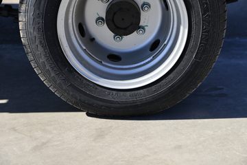 ���� ����M1 ������ 1.6L 122���� ���� 2.55��˫������΢��(BJ1031V4AV4-51)ͼƬ