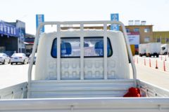 福田 祥菱M1 豪华型 1.6L 122马力 汽油 2.55米双排栏板微卡(BJ1031V4AV4-51)