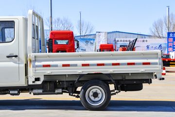 ���� ����M1 ������ 1.6L 122���� ���� 2.55��˫������΢��(BJ1031V4AV4-51)ͼƬ