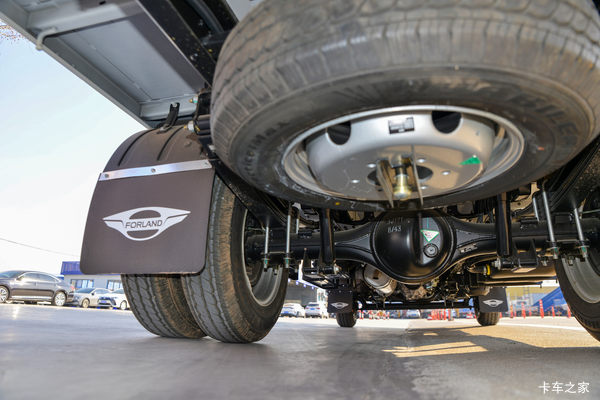 福田 时代领航S1 1.5L 136马力 汽油 3.42米排半栏板小卡(国六)(BJ1035V5PV5-04)