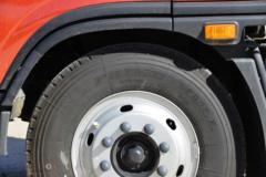 福田 奥铃新捷运 184马力 5.8米排半栏板载货车(国六)(BJ1168VKPFG-AD1)