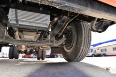 福田 奥铃新捷运 184马力 5.8米排半栏板载货车(国六)(BJ1168VKPFG-AD1)