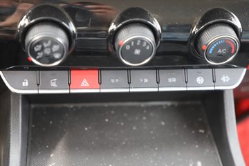 �������� ���S1 PLUS 120���� 4X2 3.3����ж��(BJ3075DEJBA-31)ͼƬ