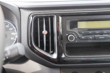 �������� ���S1 PLUS 120���� 4X2 3.3����ж��(BJ3075DEJBA-31)ͼƬ