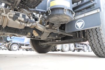 �������� ���S1 PLUS 120���� 4X2 3.3����ж��(BJ3075DEJBA-31)ͼƬ