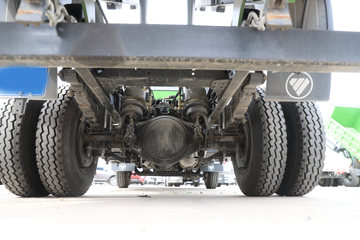 �������� ���S1 PLUS 120���� 4X2 3.3����ж��(BJ3075DEJBA-31)ͼƬ