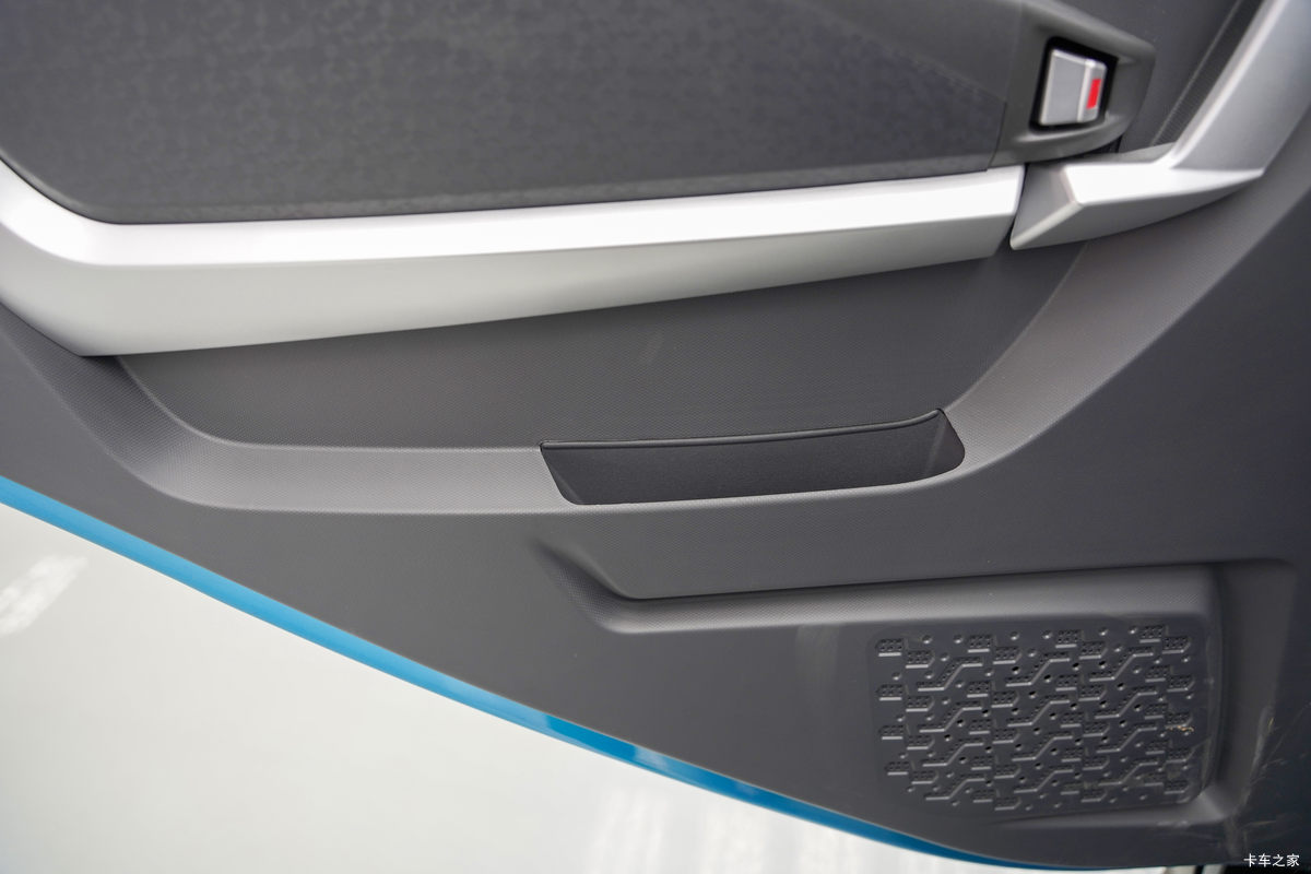 ɵHW5 4.18׵Ųʽ϶Ῠ(FD1041W68PHEV-1)17.52kWh