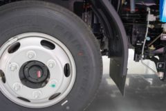 飞碟HW5 4.18米单排插电式混合动力栏板轻卡(FD1041W68PHEV-1)17.52kWh