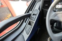 一汽解放 J6V重卡 质惠版 460马力 6X4 牵引车(法士特液缓)(CA4250P66K25T1E6)