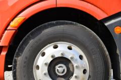 一汽解放 J6V重卡 质惠版 460马力 6X4 牵引车(法士特液缓)(CA4250P66K25T1E6)