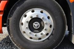 一汽解放 J6V重卡 质惠版 460马力 6X4 牵引车(法士特液缓)(CA4250P66K25T1E6)