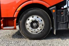 一汽解放 J6V重卡 质惠版 460马力 6X4 牵引车(法士特液缓)(CA4250P66K25T1E6)