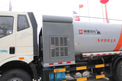 一汽解放 J6L 240马力 6X4 多功能抑尘车(通亚达牌)(WTY5250TDYC6)