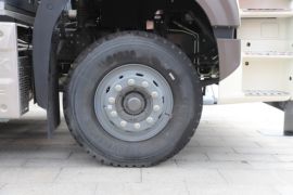 重汽豪沃底盘&nbsp;除尘车底盘图片