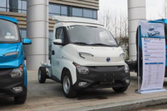 飞碟EQ2 4X2 2.2吨纯电动洗扫车(杰瑞牌)(JR5031TXSFDBEV)41.86kWh