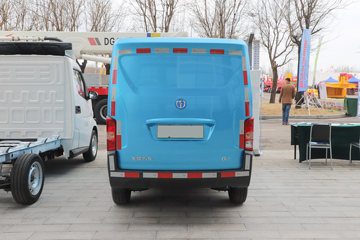 飞碟U5&nbsp;电动封闭厢货外观图片