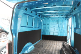 飞碟U5&nbsp;电动封闭厢货货厢图片